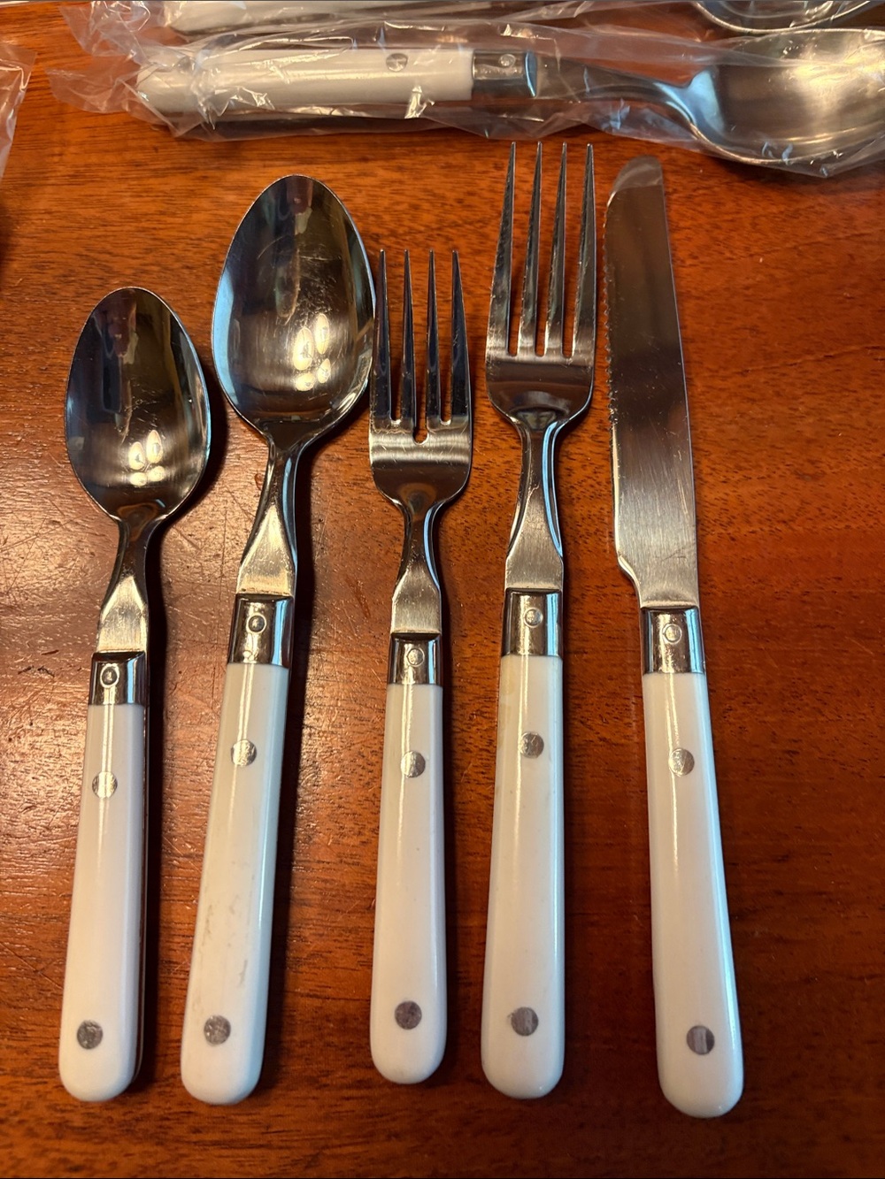 Vintage Lifetime 20 piece Cutlery Set